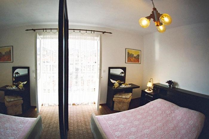 Apartments Sanja Хвар Экстерьер фото