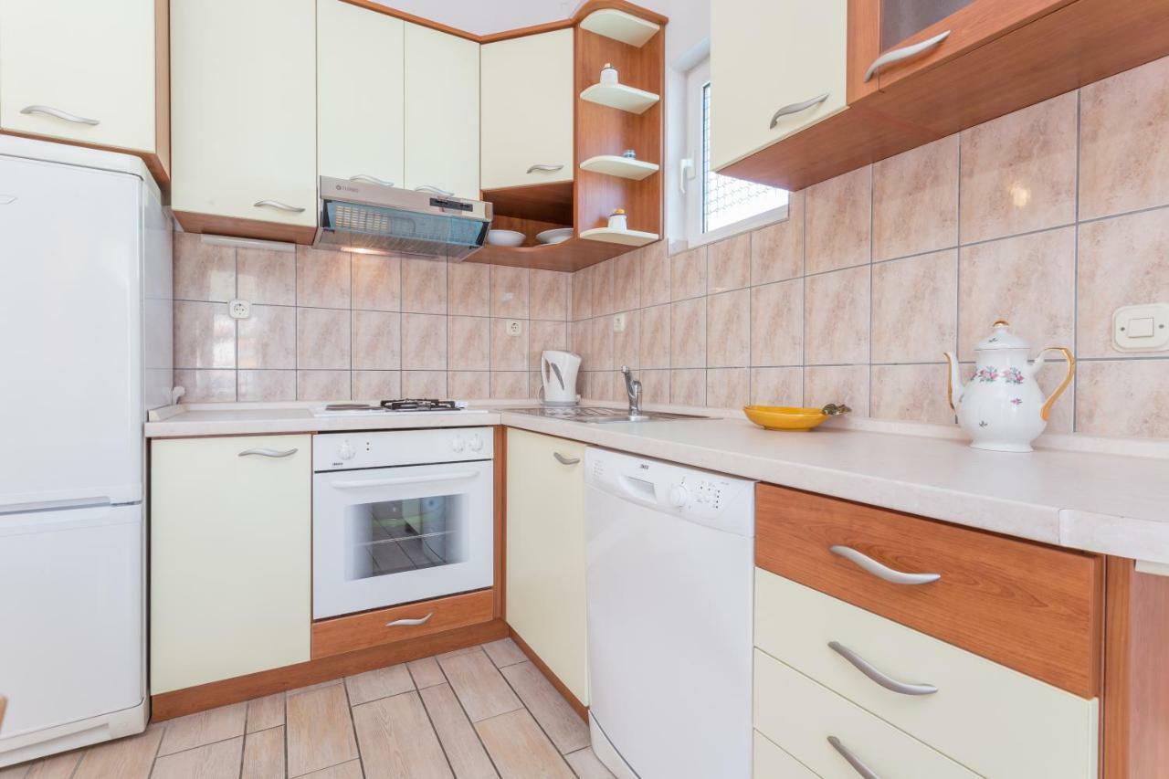 Apartments Sanja Хвар Экстерьер фото