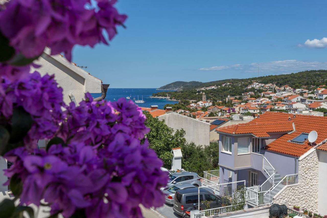 Apartments Sanja Хвар Экстерьер фото