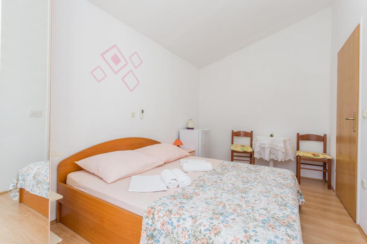 Apartments Sanja Хвар Экстерьер фото
